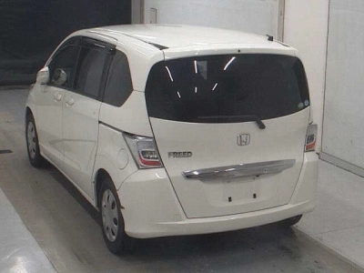 HONDA FREED