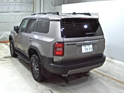 TOYOTA LAND CRUISER 250