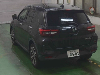 DAIHATSU ROCKY