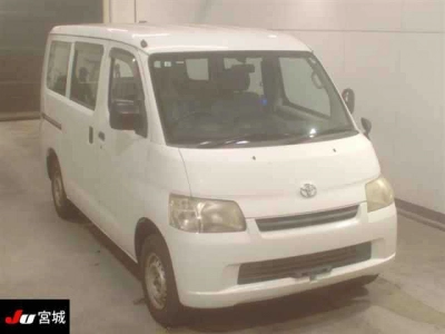 TOYOTA TOWN ACE VAN