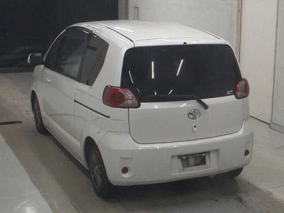 TOYOTA PORTE