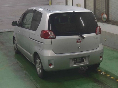TOYOTA PORTE
