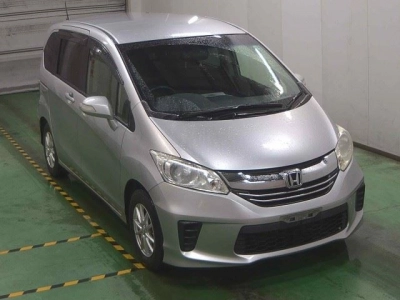 HONDA FREED