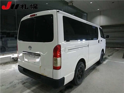 TOYOTA REGIUS VAN
