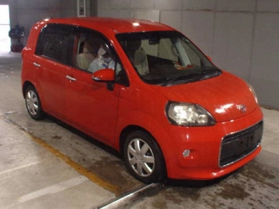 TOYOTA PORTE