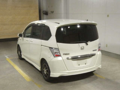 HONDA FREED