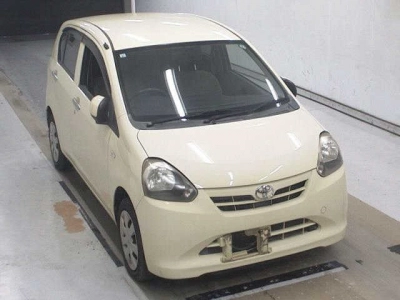 TOYOTA PIXIS EPOCH