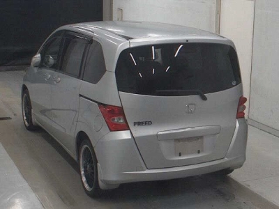 HONDA FREED