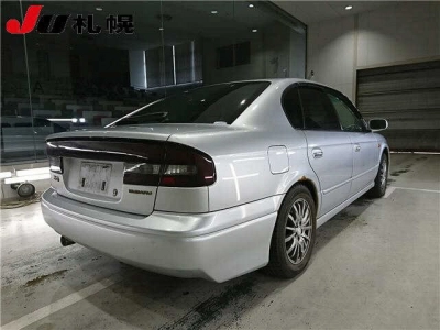 SUBARU LEGACY B4
