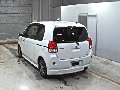 TOYOTA PORTE