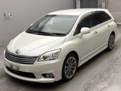 TOYOTA MARK X ZIO