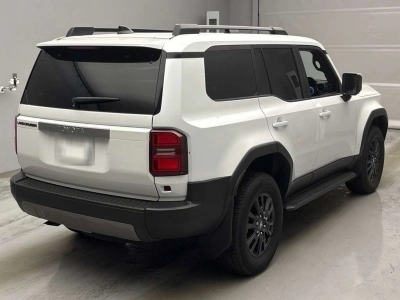 TOYOTA LAND CRUISER 250