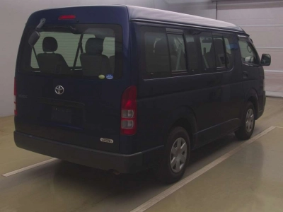 TOYOTA HIACE WAGON