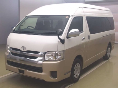 TOYOTA HIACE WAGON