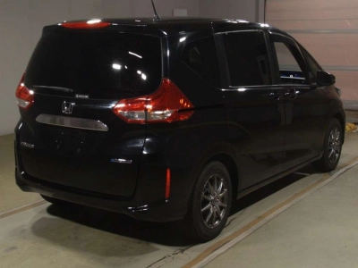 HONDA FREED HYBRID