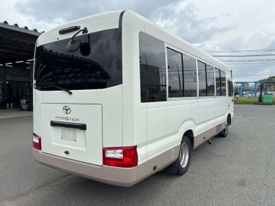 TOYOTA COASTER