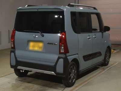 DAIHATSU TANTO FUN CROSS