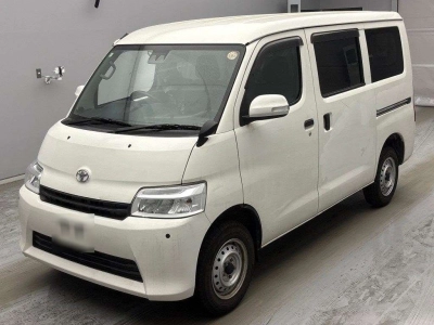 TOYOTA TOWN ACE VAN