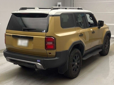 TOYOTA LAND CRUISER 250