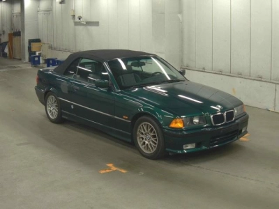 BMW 3 SERIES
