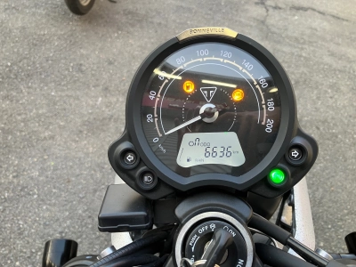 Triumph  TRIUMPH  SPEED  TWIN 900