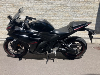 Yamaha YZF-R3 ABS