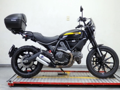 Ducati  DUCATI  SCRAMBLER  FULL  THROTTLE 
