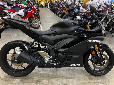 Yamaha YZF-R3 ABS