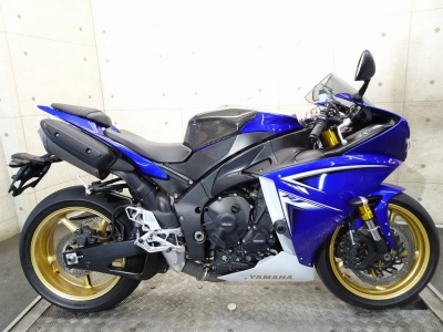 Yamaha YZF-R1