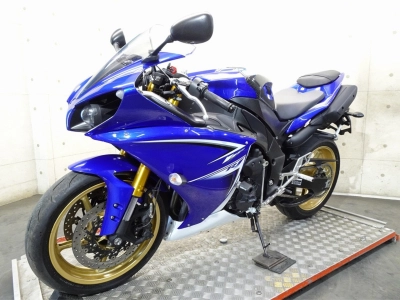 Yamaha YZF-R1
