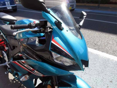 Yamaha YZF-R25 ABS