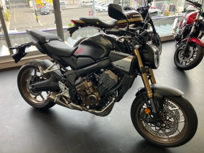 Honda CB650R E-CLUTCH