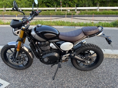 Triumph  TRIUMPH  SCRAMBLER 400X