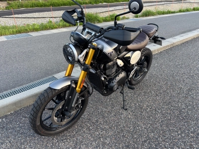 Triumph  TRIUMPH  SCRAMBLER 400X