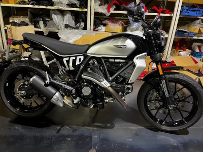 Ducati  DUCATI  SCRAMBLER  ICON 