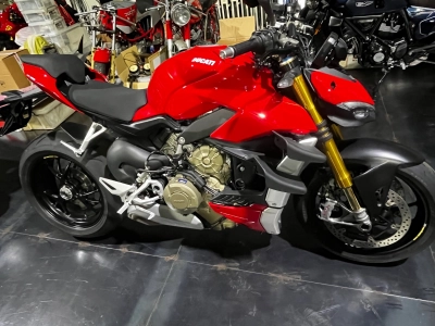 Ducati  DUCATI  STREET  FIGHTER V4S