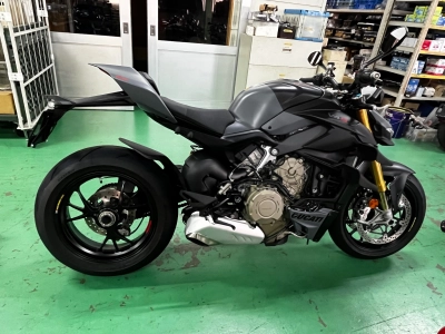 Ducati  DUCATI  STREET  FIGHTER V4S