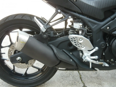 Yamaha YZF-R25 ABS