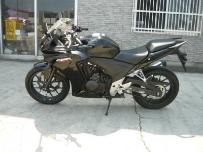 Honda CBR400R