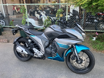 Yamaha FAZER25
