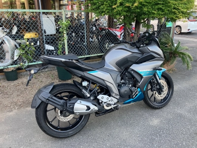 Yamaha FAZER25