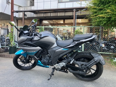Yamaha FAZER25