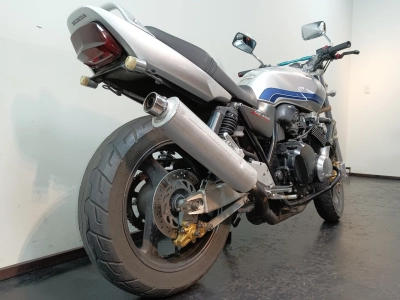 Honda CB400SFV-1