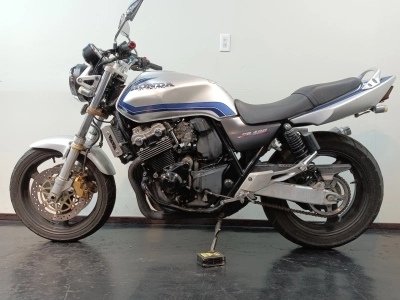 Honda CB400SFV-1