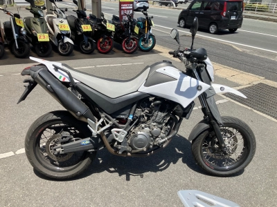 Yamaha XT660X