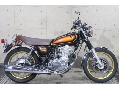 Yamaha SR400-1