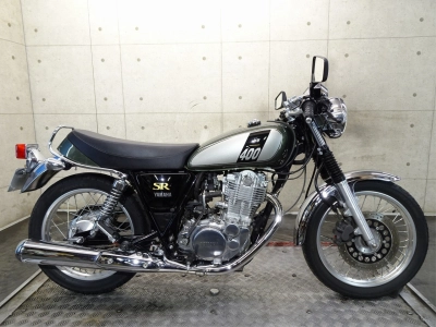 Yamaha SR400-1