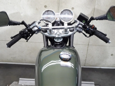 Yamaha SR400-1