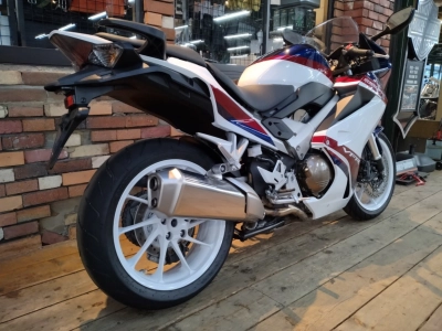 Honda VFR800F