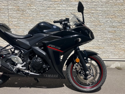 Yamaha YZF-R3 ABS